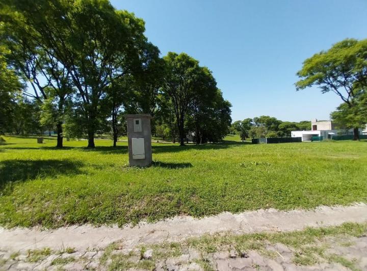 Terreno · 761m²