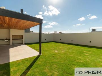 Casa de 10 ambientes, Córdoba · Casa - 4dorm - Campo Chico