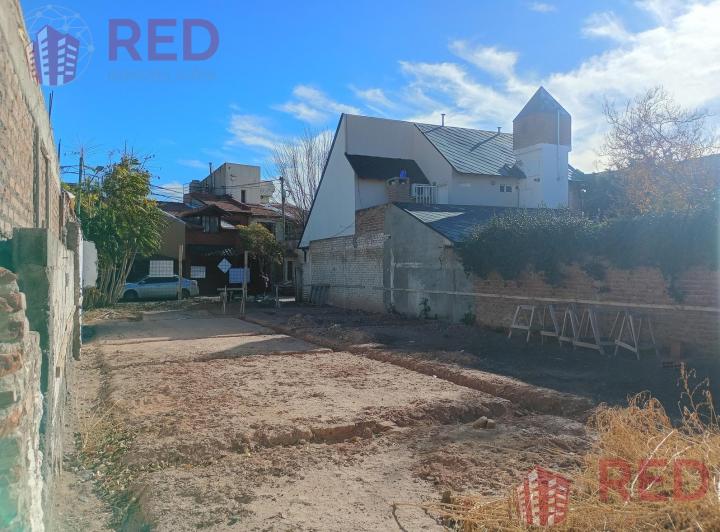 Terreno · 271m²