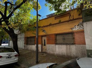 Casa · 120m² · 5 Ambientes · Venta Casa a Reciclar con Terraza y Quincho Barracas