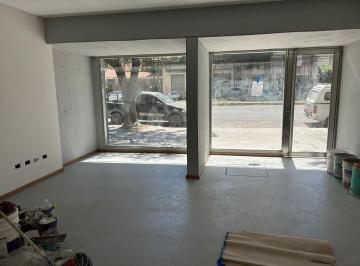 Local comercial · 42m² · 1 Ambiente · Local en Alquiler - Av Francia 945.