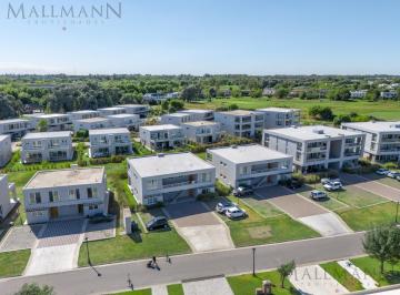Departamento · 85m² · 3 Ambientes · 2 Cocheras · Venta/alquiler Departamento 3 Amb Alquiler Pilará