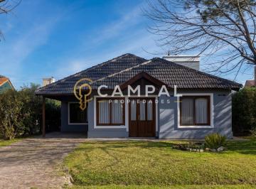 Casa · 127m² · 4 Ambientes · 1 Cochera · Casa en Venta Ubicado en Banco Provincia, Moreno, G. B. a. Zona Oeste