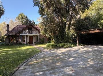 Casa · 156m² · 5 Ambientes · 1 Cochera · Casa en Bella Vista en El Barrio El Robledal