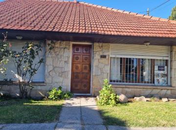 Casa de 5 ambientes, Mar del Plata · Chalet en Venta