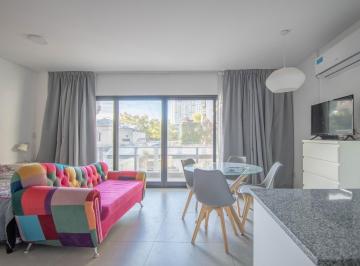 Departamento · 30m² · 1 Ambiente · Monoambiente en Alquiler Temporario C/balcón, Totalmente Amoblado y Equipado en San Telmo!