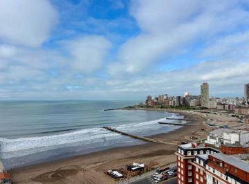 Departamento de 1 ambiente, Mar del Plata · Departamento de 1 Ambiente Externo con Vista Panorámica Al Mar, Todo a Nuevo, a 150 m de La Playa