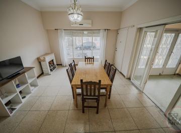 PH · 95m² · 5 Ambientes · 1 Cochera · Venta PH 5 Ambientes, en Villa Sáenz Peña