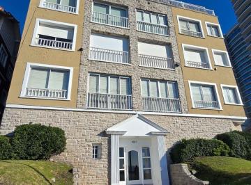 Departamento · 70m² · 2 Dormitorios · 1 Cochera · Departamento en Venta 3 Ambientes con Cochera Playa Chica