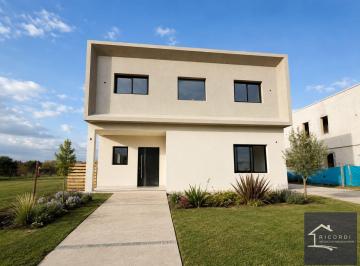 Editado con IA · Casa Venta Santa Elisa 5 Amb