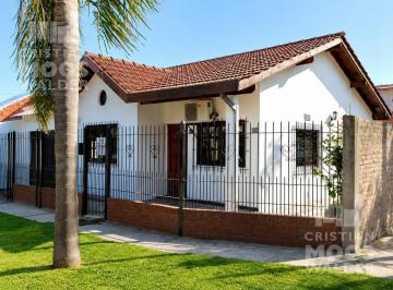 Casa · 170m² · 6 Ambientes · 2 Cocheras · Casa y Depto en Venta en Ingeniero Maschwitz Apta Credito