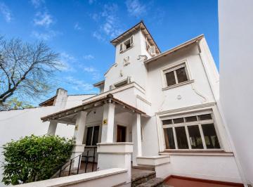 Casa · 316m² · 5 Ambientes · 3 Cocheras · Venta Casa Vicente López | Lote 584 m² y 4 Cocheras