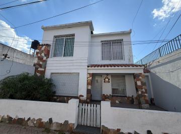 Casa · 5 Ambientes · Fuhr 1514