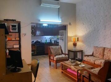 Casa · 103m² · 3 Dormitorios · Casa de 3 Dorm. con Depto Independiente en B° Providencia Apta Credito