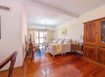 Departamento · 114m² · 6 Ambientes · 1 Cochera · Departamento en Centro