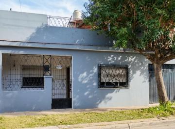 PH · 97m² · 3 Ambientes · 1 Cochera · Venta PH 3 Amb Isidro Casanova Apto Credito Terraz