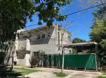 Casa · 157m² · 4 Ambientes · Calle 133 y 508