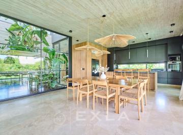 Casa · 347m² · 6 Ambientes · 1 Cochera · Casa en Venta en Virazón, Nordelta, Tigre