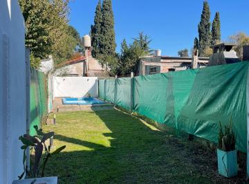 PH · 62m² · 3 Ambientes · Alquiler PH Tipo Casa con Piscina Ituzaingo