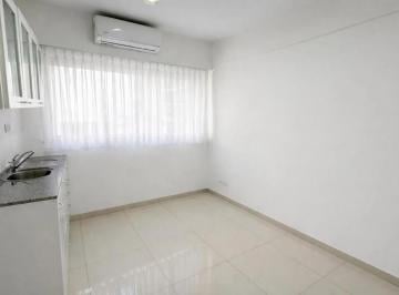 Departamento de 3 ambientes, Belgrano · Departamento 3 Amb. Sobre Cabildo Super Luminoso Apto Crédito y Apto Profesional