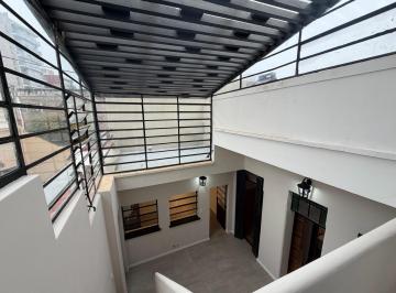 Casa · 92m² · 5 Ambientes · Casa de Pasillo en Abasto a Estrenar