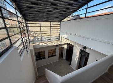 Casa · 92m² · 5 Ambientes · Casa de Pasillo en Abasto a Estrenar
