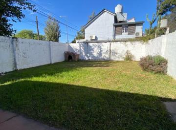 Casa · 156m² · 6 Ambientes · 2 Cocheras · Casa Alquiler Cerca Cpc de Colon