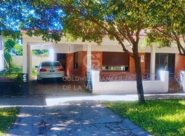 Casa · 294m² · 7 Ambientes · 2 Cocheras · Casa en Calchaqui