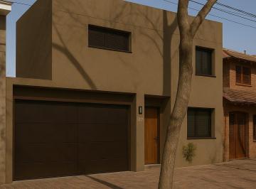 Casa de 3 ambientes, Ciudad de Mendoza · Casa 3 Ambientes con 2 Cocheras, Jardín y Calefacción Central – 4ta