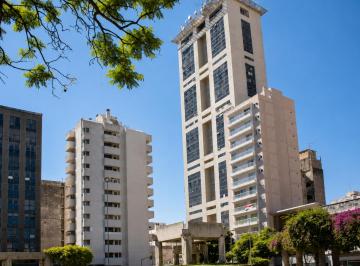 Departamento de 3 ambientes, Córdoba · Centro - Torre Angela - Amplios Deptos. de 2 Dorm. con Vistas Únicas