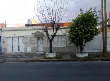 Casa · 160m² · 2 Ambientes · 1 Cochera · Venta Casa con Local en Lomas del Mirador