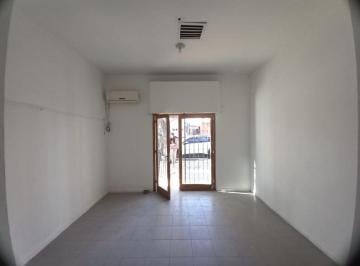 Local comercial de 2 ambientes, Ciudad de Mendoza · Local Comercial en Alquiler
