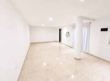 PH · 39m² · 1 Ambiente · Alquiler PH Mono Patio Incluye Expensas S. Martin