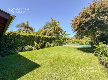 Casa · 172m² · 6 Ambientes · 1 Cochera · Casa en Venta en San Isidro