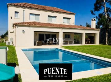 Casa · 691m² · 6 Ambientes · 1 Cochera · Casa en El Rebenque Canning en Venta y Alquiler
