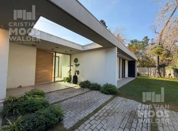 Casa · 236m² · 5 Ambientes · 3 Cocheras · Casa en Venta en Los Ñanduces Ingeniero Maschwitz