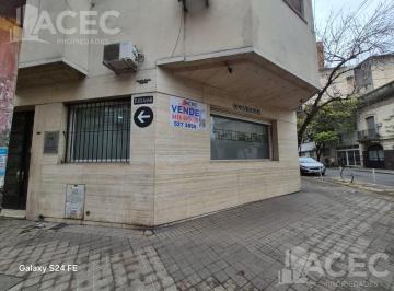 Oficina comercial · 57m² · 3 Ambientes · Venta Oficina en Esquina Uso Profesional/consultorios - Zona Centro