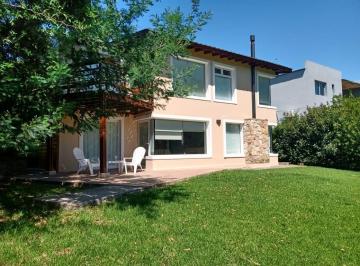 Casa · 80m² · 4 Ambientes · Chalet 4 Ambientes - Sierra de Los Padres