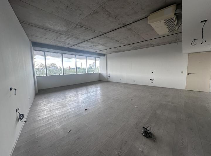 Oficina comercial · 60m² · 1 Cochera
