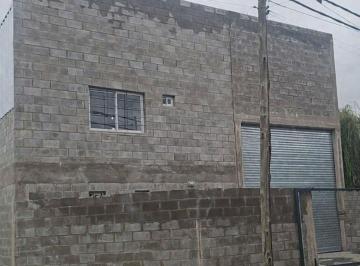 Bodega-Galpón · 270m² · Galpón en Alquiler - Ricardo Rojas Zona Industrial