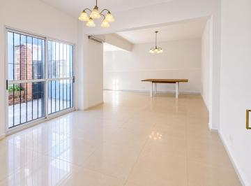 PH · 90m² · 3 Ambientes · Casa Tipo PH en Planta Baja en Alquiler Excelente Ubicación