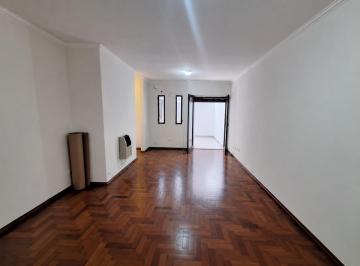 Departamento · 70m² · 4 Ambientes · Departamento en Alquiler de 2 Dorm. en Nueva Córdoba con Patio