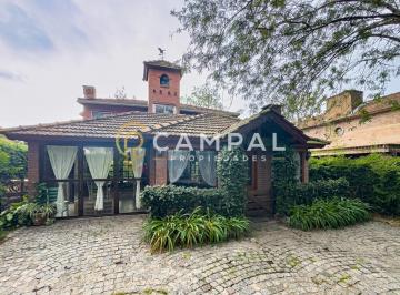 Casa · 145m² · 5 Ambientes · Casa Chalet en Venta en Banco Provincia, Francisco Álvarez, Moreno