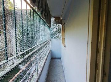 Departamento de 3 ambientes, Colegiales · 3 Ambintes C/frente Balcon Corrido Palpa y Zapiola