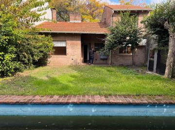 Casa · 250m² · 5 Ambientes · Casa en La Horqueta, 3 Dorm., Jardin Pileta