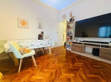 Departamento de 3 ambientes, Balvanera · Departamento Reciclado a Nuevo con 2 Habitaciones y Dependencia
