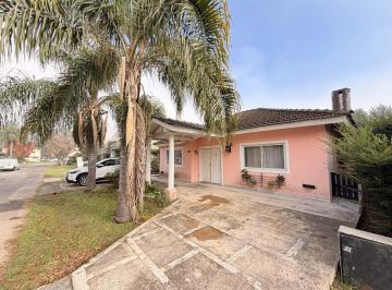 Casa · 120m² · 4 Ambientes · 1 Cochera · Casa en Escobar