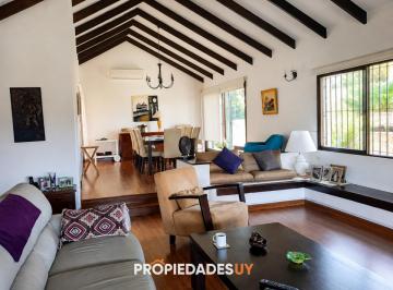 Foto1 · Impecable Casa en Venta en San Rafael