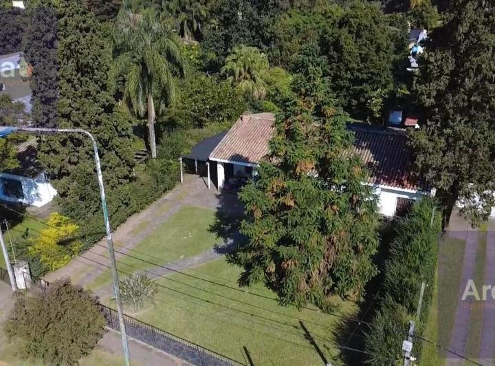 Casa · 1400m²