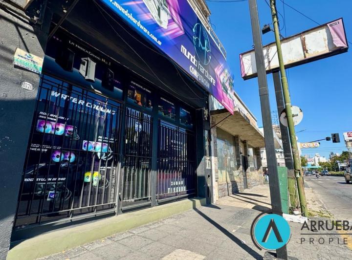 Local comercial · 107m²
